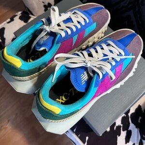 New Balance XC-72 Purple, Gray, Blue, Yellow & Green Sneakers, Size 7 Men’s